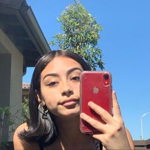 Meet your Posher, Beatriz